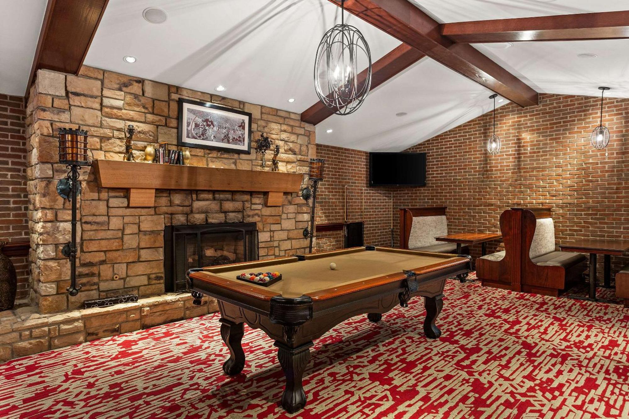 The Clover Hotel, Ascend Hotel Collection Саут-Бенд Экстерьер фото