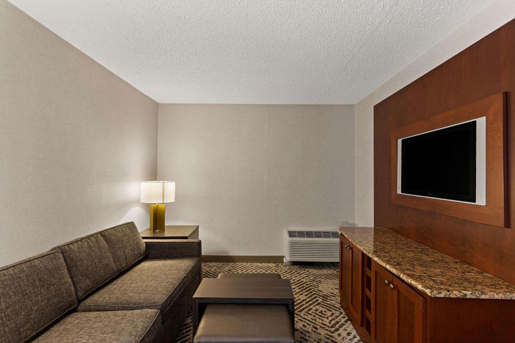 The Clover Hotel, Ascend Hotel Collection Саут-Бенд Экстерьер фото