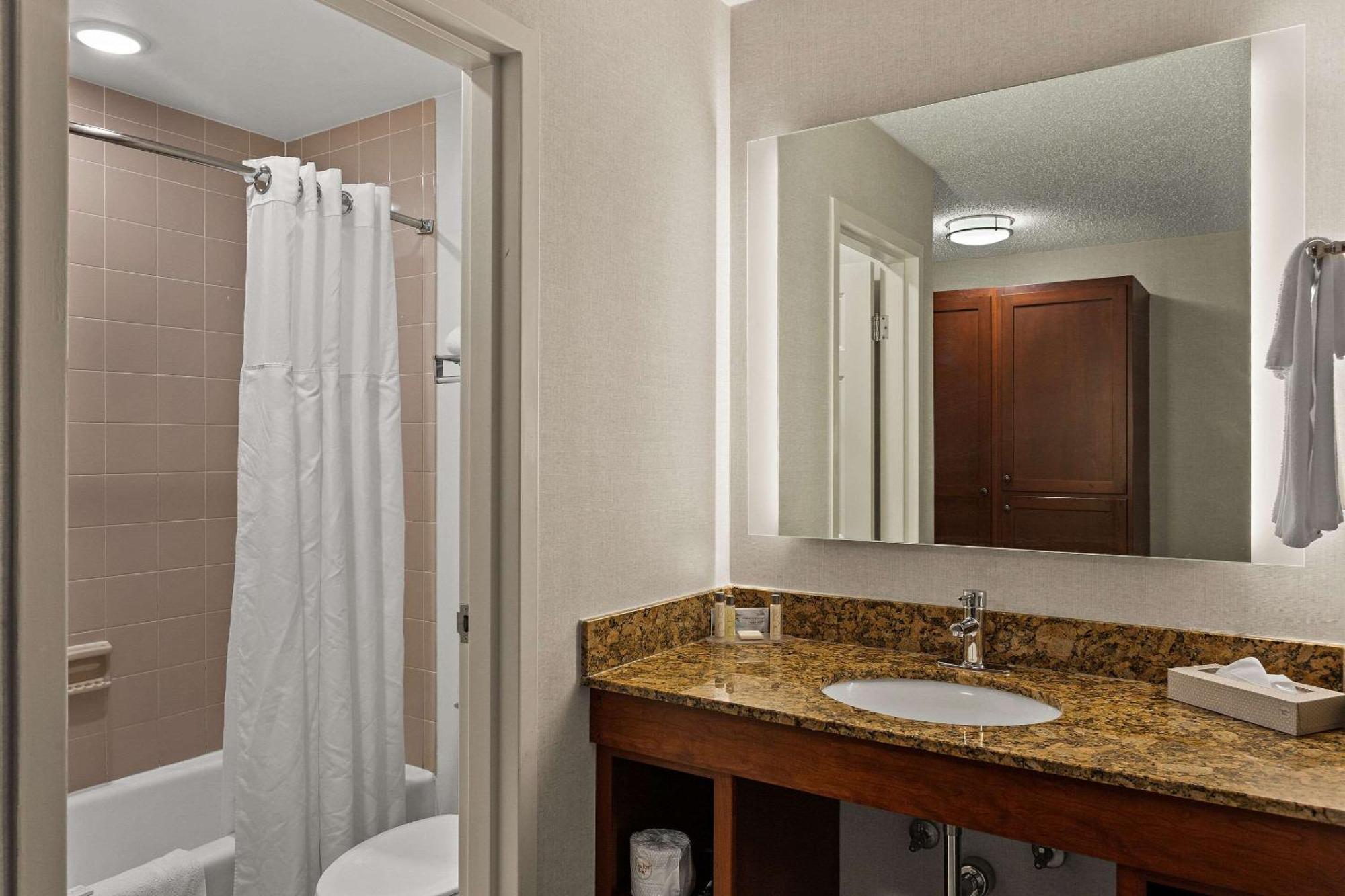 The Clover Hotel, Ascend Hotel Collection Саут-Бенд Экстерьер фото